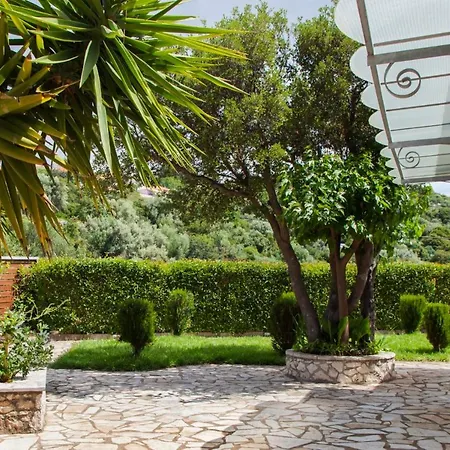 Sleeps 2 With Pool Air Con And Wifi Villa *