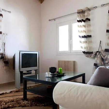 ヴィラ Sleeps 2 With Pool Air Con And Wifi *